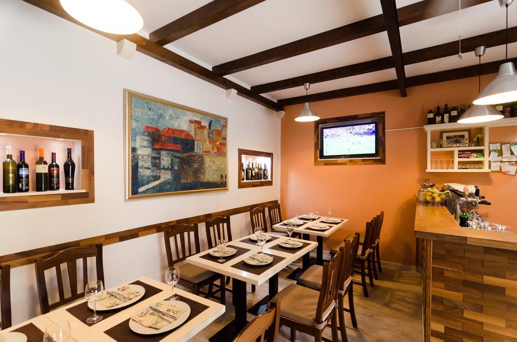 Apartments Porto Della Vita Okuklje Екстер'єр фото
