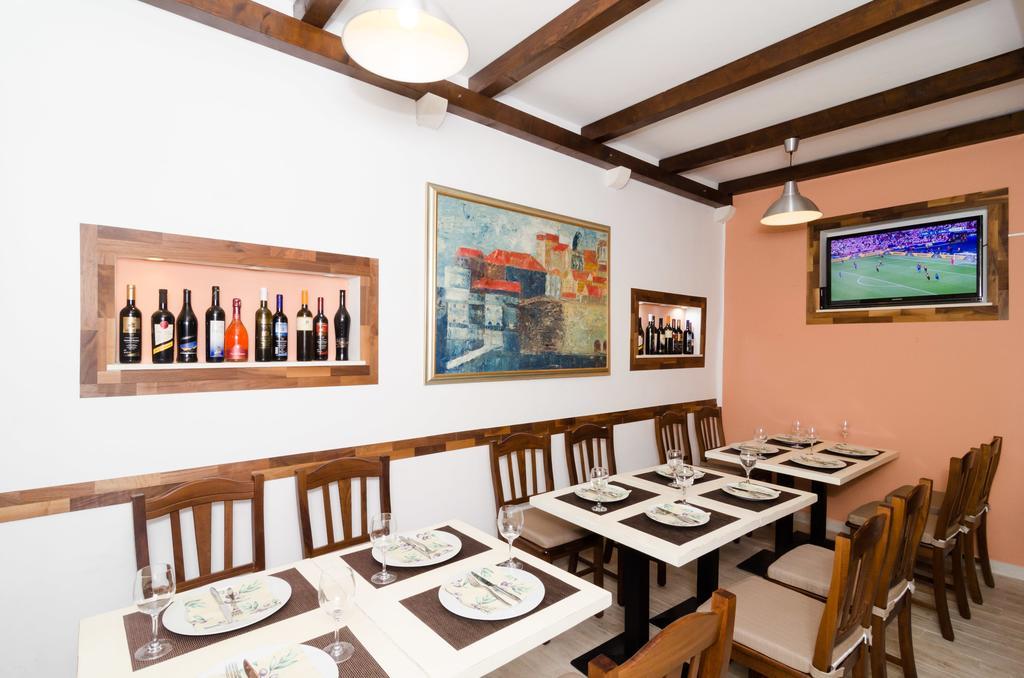 Apartments Porto Della Vita Okuklje Екстер'єр фото