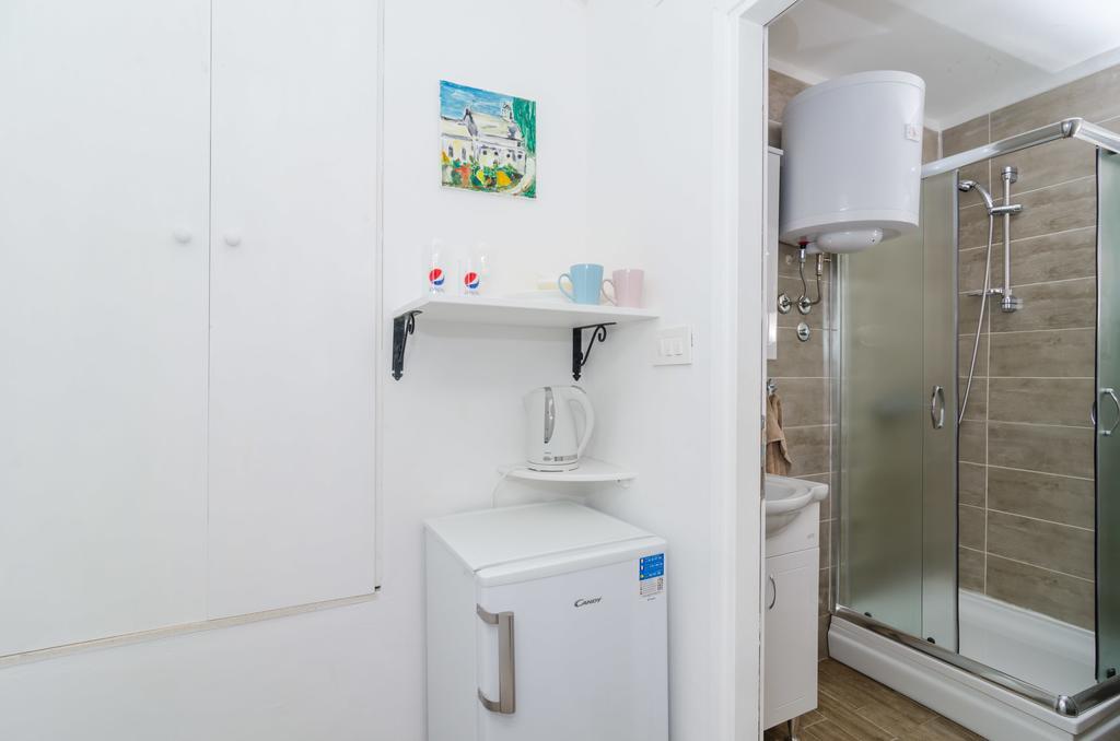 Apartments Porto Della Vita Okuklje Екстер'єр фото